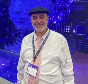 الدكتور احمد السيد عمر